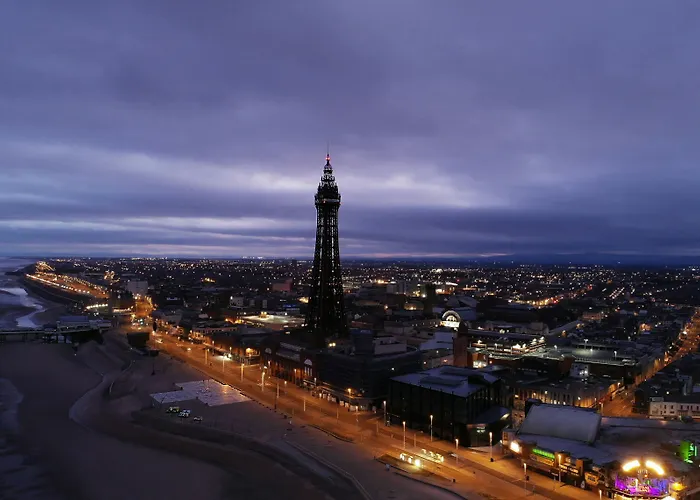 The Libra - Adults Only B&B With Guaranteed Carpark Blackpool