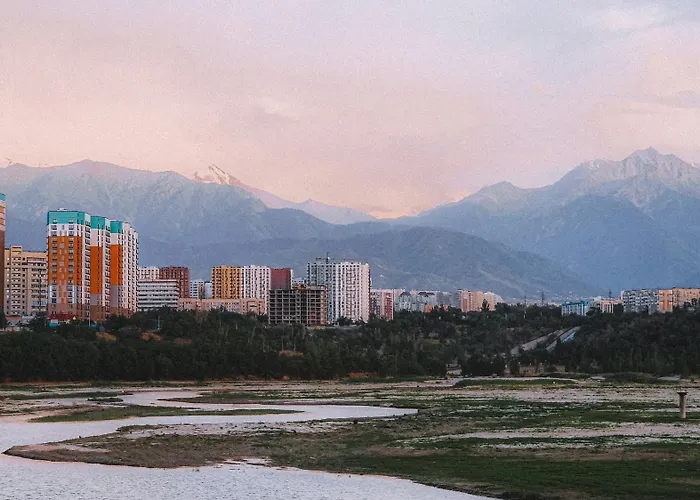 Sweet Vibe Hotel Almaty
