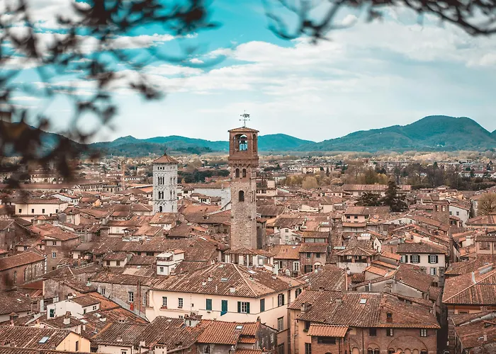 La Dimora Nell'Anfiteatro Superior Room And Apartment Self Check In Elevator Air Conditioning Lucca