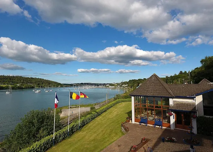 Whispering Pines Hotel Crosshaven