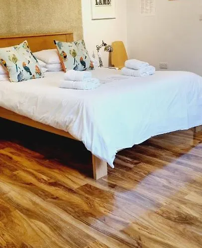 B - Simply Rooms Stow-on-the-Wold