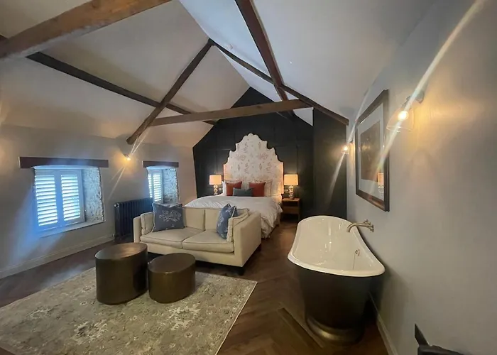 The Hideaway Hotel Saint Brides Major