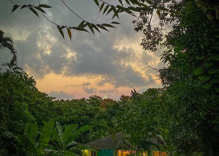 Heavenly Hana Paradise