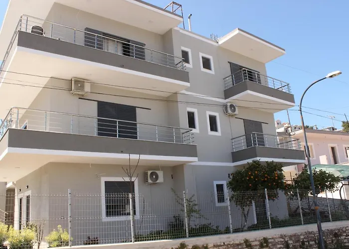Leva'S Apartments Sarande