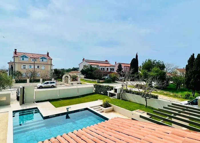 Linc Rooms & Apartments Banjole