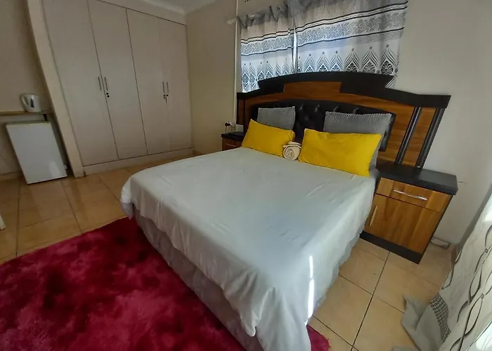 Den View Guesthouse Francistown