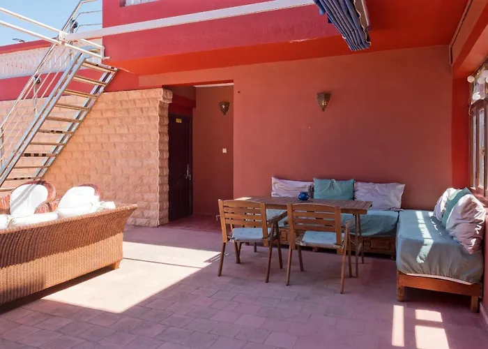Casa Paca Alhucemas Guesthouse B&B