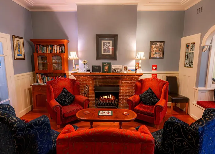 Kubba Roonga Guesthouse - Boutique Luxury Spa Retreat & Gardens - Blue Mountains Blackheath