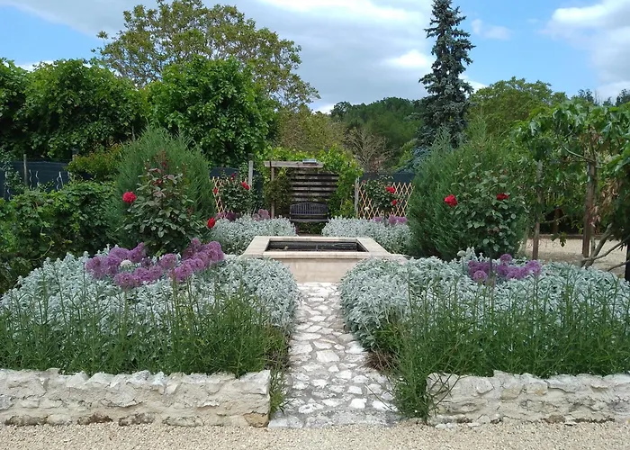 The Piggeries At La Maison Tumtum Arbre Loudun