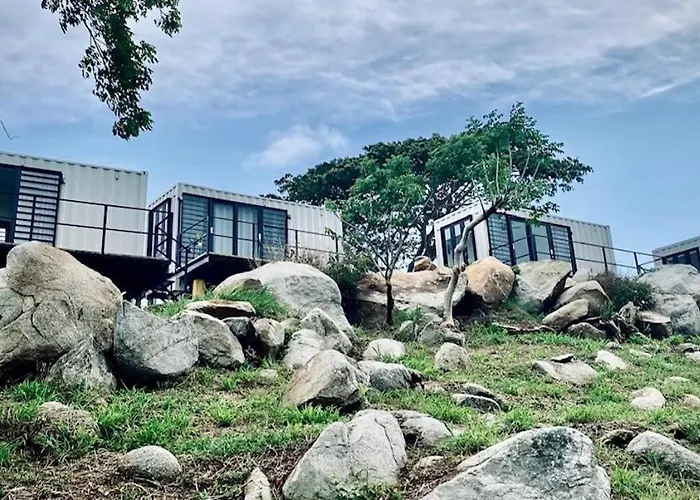 Lejos Eco Retreat Hotel Vieques