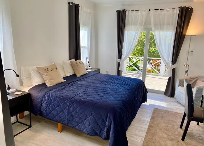 Eleuthera Retreat - Private Villa & Cottages On Pink Sand Beachfront Palmetto Point