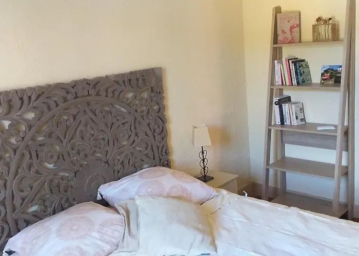 La Roulotte De La Maison Du Bonheur Anlhiac