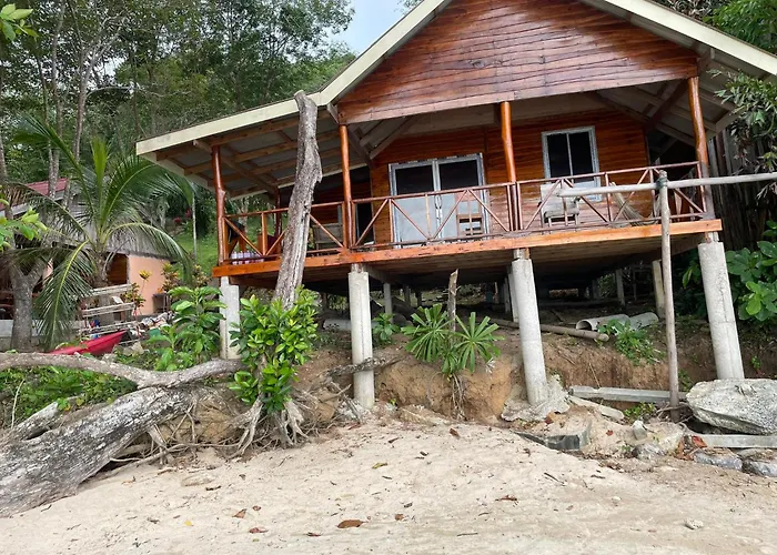 Kohjum Relax Beach Koh Jum