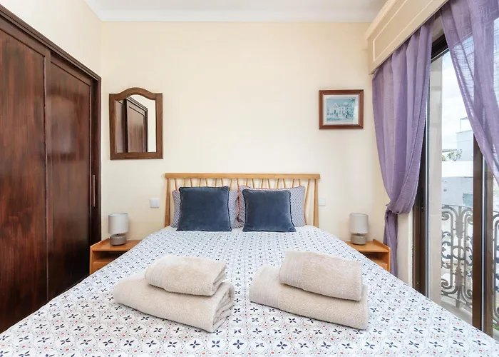 Al - Alojamento Local Pension Bicuar Olhao