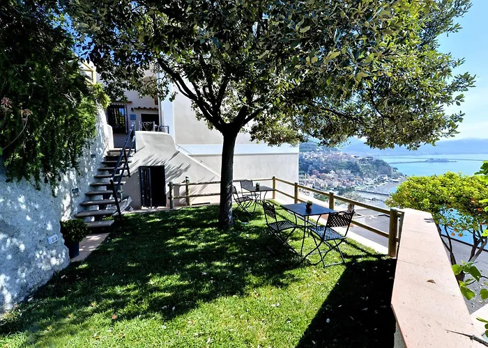 In Costa Relais & Luxury Suites Vietri sul Mare