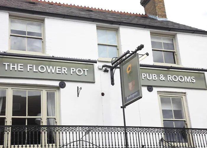 Flower Pot Hotel Sunbury-on-Thames