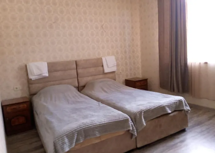 Ksenya B&B Tat'ev