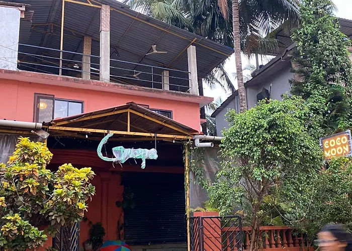 Coco Moon Hotel Morjim