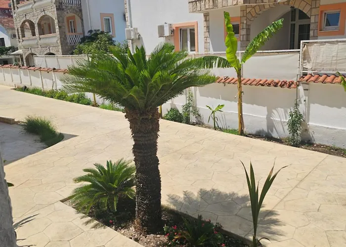La Vida Apartments Budva