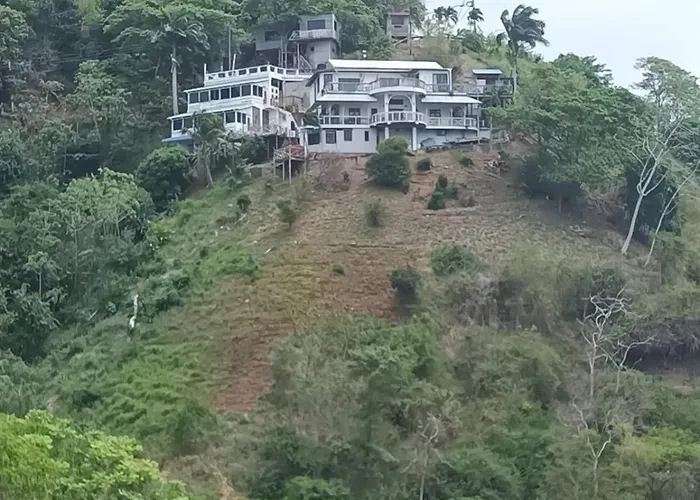 Paradise Point Villas Castara