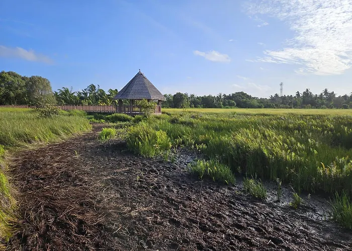 Endhaa, Divers Home Fuvahmulah