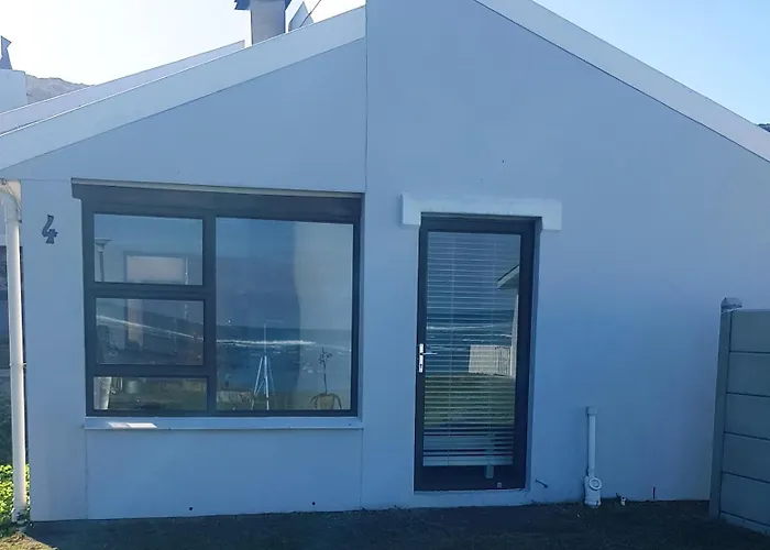 4 On Hoffman Seaview Hotel Agulhas