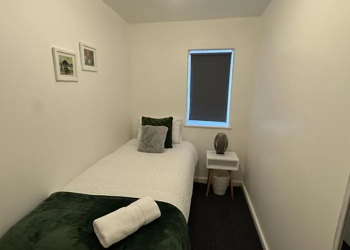 The Nook Shared House Hotel Bristol