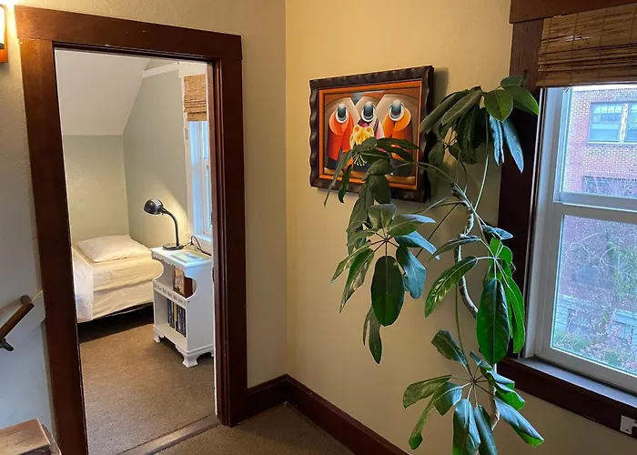 Portland International Guesthouse