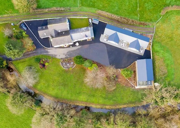 Willow House Bed & Breakfast And Orchard Studios Self Catering Limavady