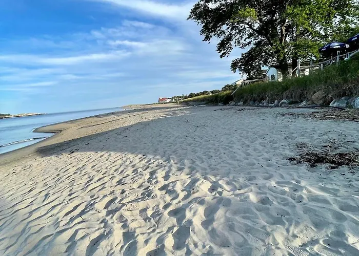 Spinneys Guesthouse & Beach Cottages Phippsburg