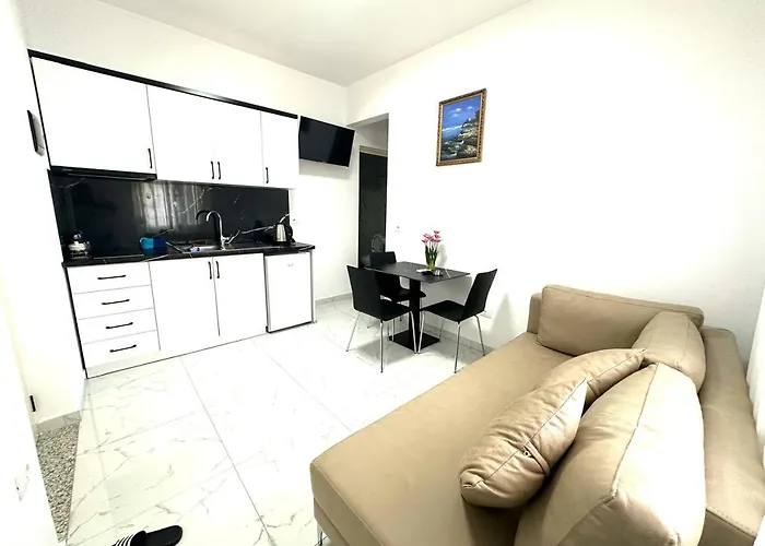 Taku Rooms Vlora 2