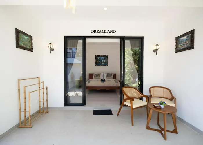 Crystal Flow Guest House & Apartment Canggu