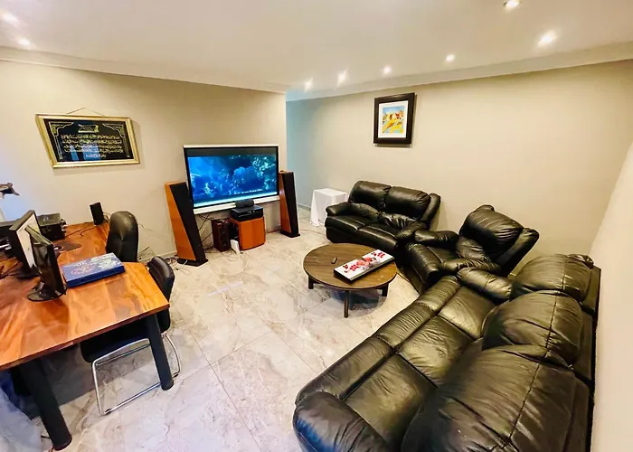 Pretoria Mansion Boutique Hotel Coral Tree