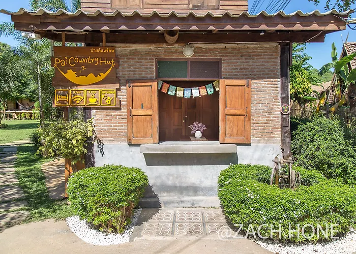 Pai Country Hut Hotel