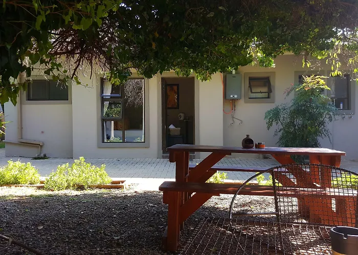 Aerotropolis Guest Lodge Kempton Park