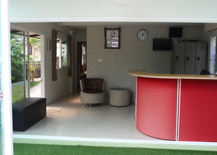 Naiyang Seaview Place Resort Nai Yang