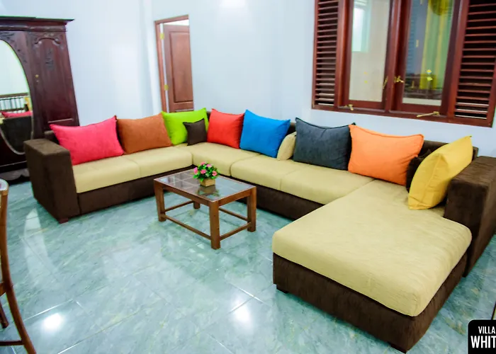 Villa White Hikkaduwa