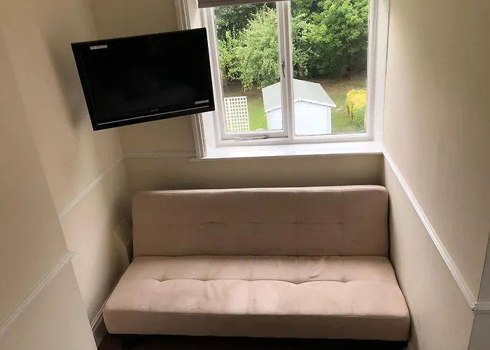 Gateway Lodge Cleckheaton