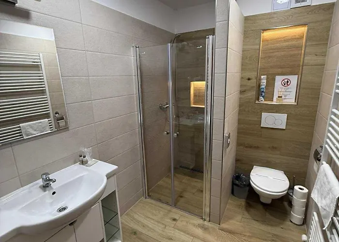 Statek 1738 Hotel Vsestudy