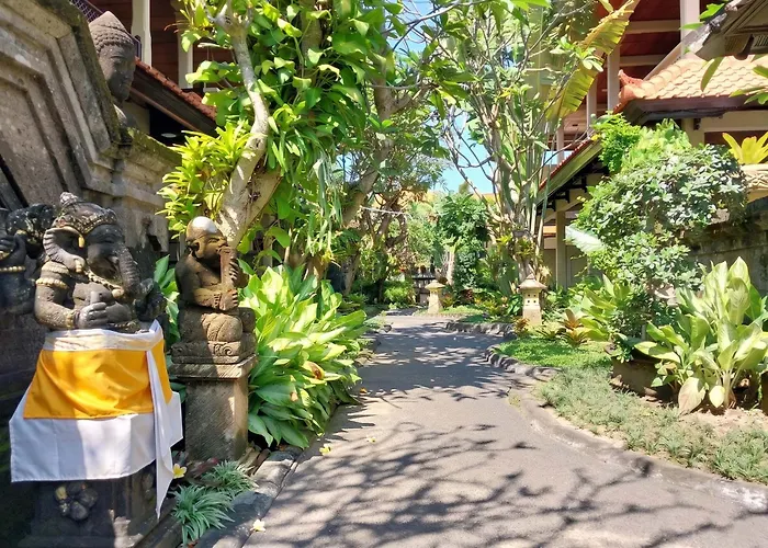 Hotel Flamboyan Kuta