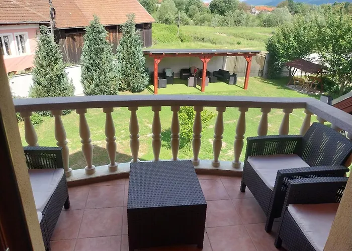 Serena House Cartisoara