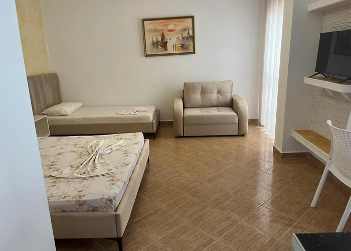 Amras House Hotel Durres