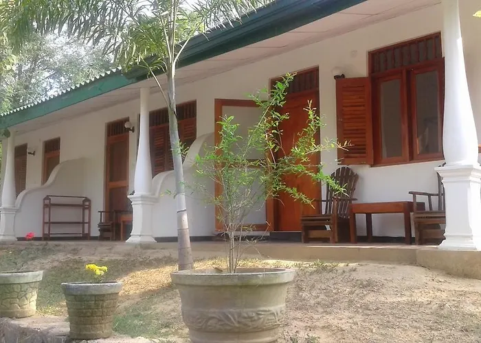 Rocky Villa Tangalle