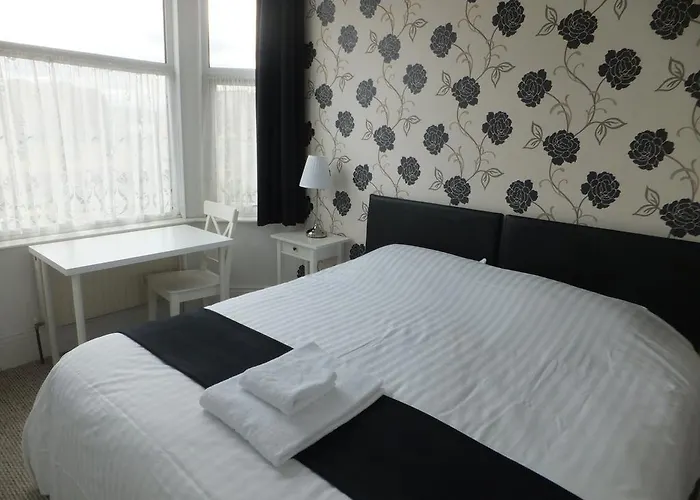 Grove Guest House Beeston 
