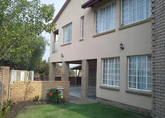 De Zevende Hemel Guesthouse Secunda