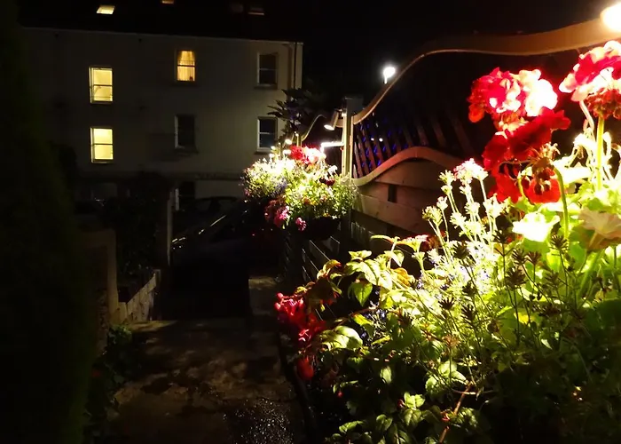 Lochnagar Guest House Aberdeen