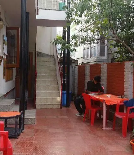 Taj Guest House Srinagar 