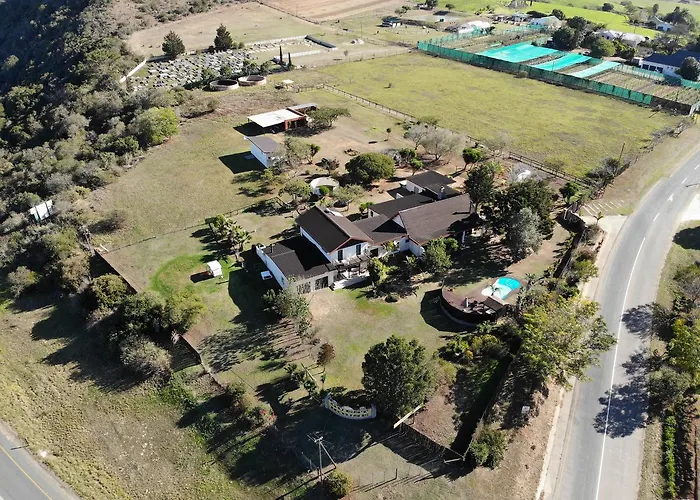Cheetah Lodge Guest House Hartenbos