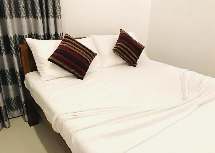 Hamilton Tourist Rest Hotel Anuradhapura